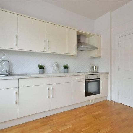 Luxury 3 Bed Apartment - Huge Outdoor Terrace & Amazing Transport Links London Luaran gambar